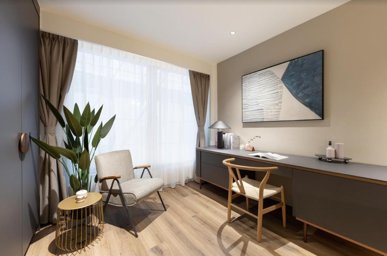 Dash Living On Prat Hong Kong Exterior photo