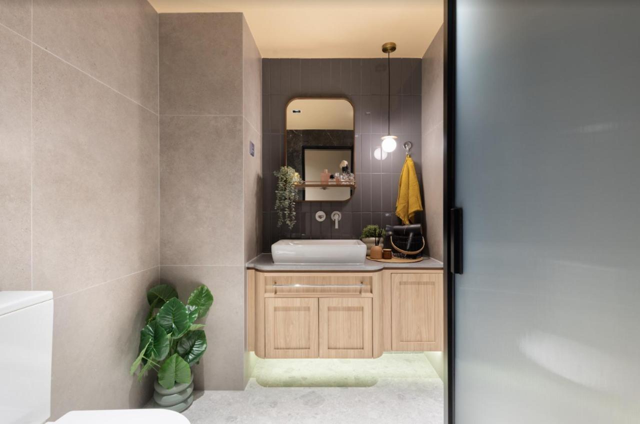 Dash Living On Prat Hong Kong Exterior photo